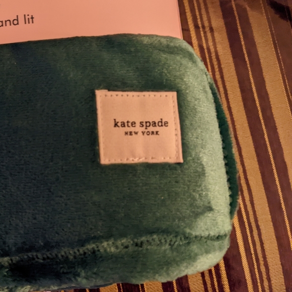 Kate Spade Queen Blanket, Green - Picture 6 of 7